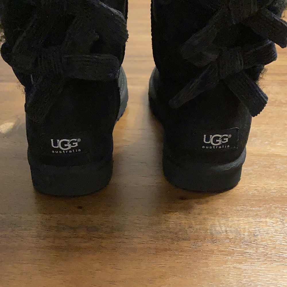 UGG Bailey Corduroy Bow Women’s Boots - Picture 5 of 9